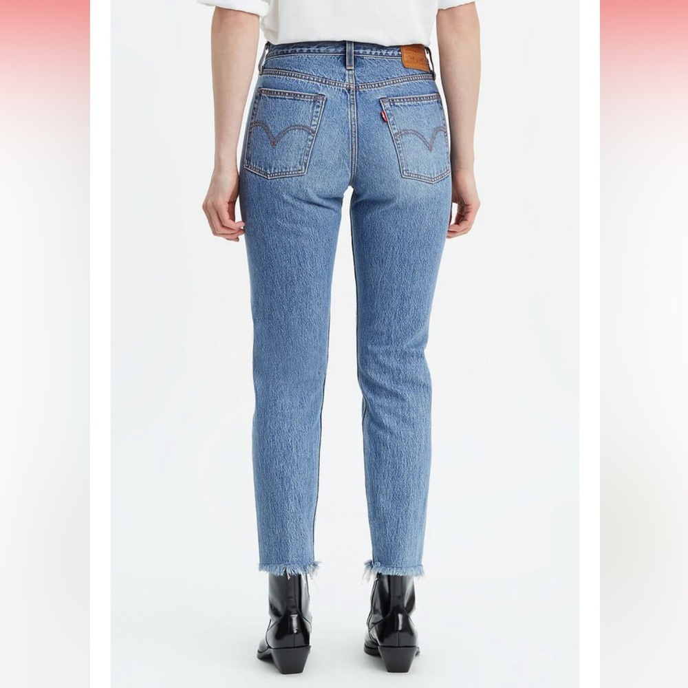 Levi’s Wedgie Icon Fit - The Truth Unfolds - Picture 5 of 10